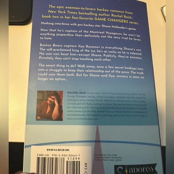 Heated Rivalry by Rachel Reid Book - Picture 2 of 2